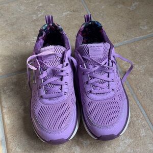 D’Lux Walker Skechers Women’s Lavender Tennis Shoes